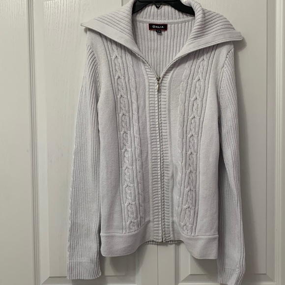 Dalia Collection ladies zip up Sweater - Picture 4 of 13